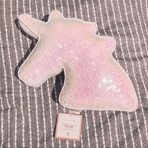 🦄✨ Pottery Barn Sequin Unicorn Pillow
